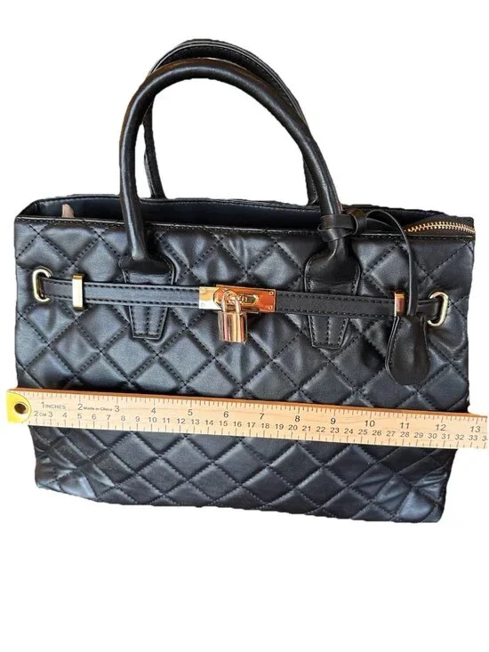 NWT Designer Badgley Mischka Tote Bag w/ Gold Lock Big Quilted Black - Picture 4 of 9